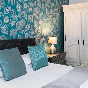  Apartment Very Ground Floor 2 Bedroom United Kingdom